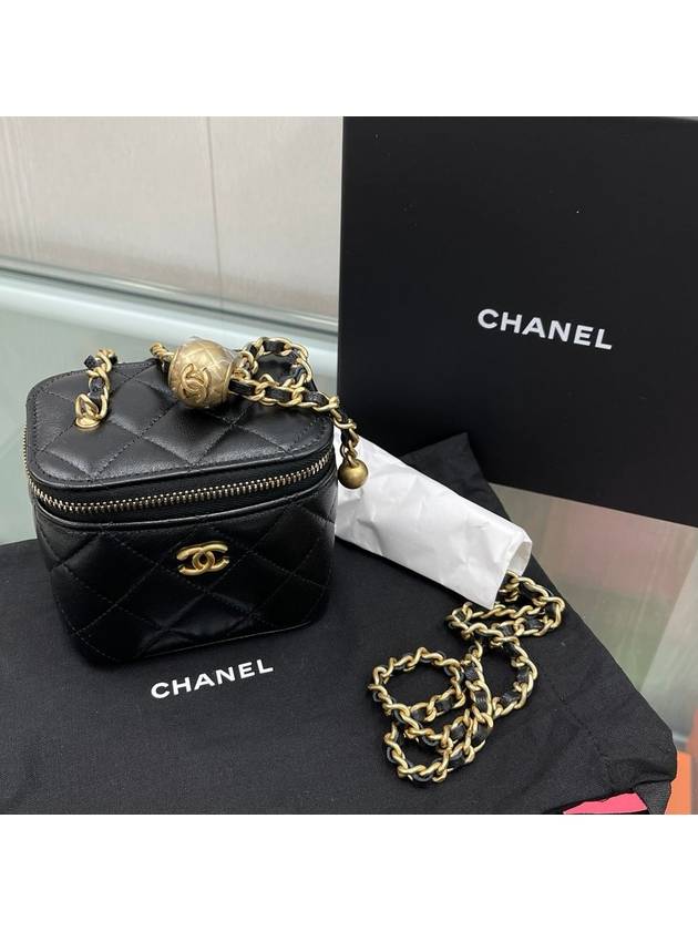 CC Logo Classic Vanity Small Cosmetic Case Mini Bag Black - CHANEL - BALAAN 8