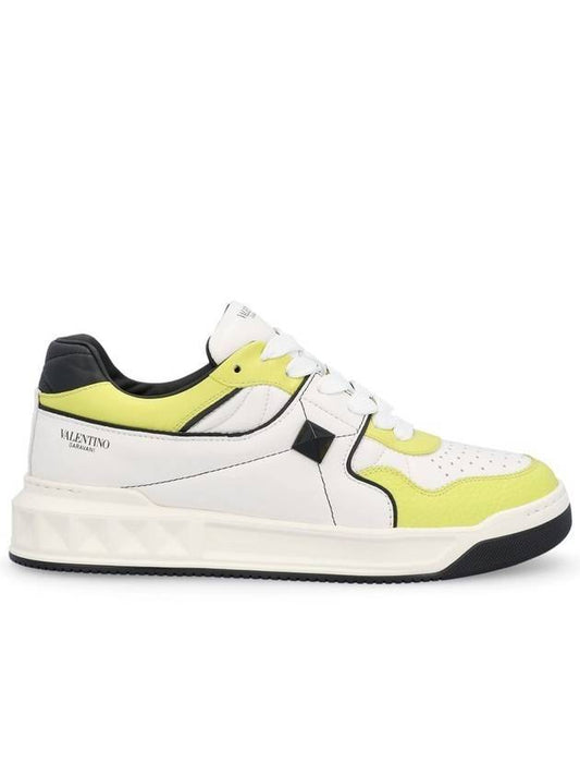 One Stud Nappa Leather Low Top Sneakers White - VALENTINO - BALAAN 1