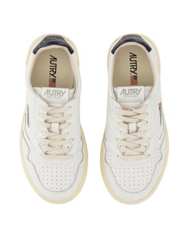 Men's Medalist Leather Low Top Sneakers White - AUTRY - BALAAN 3