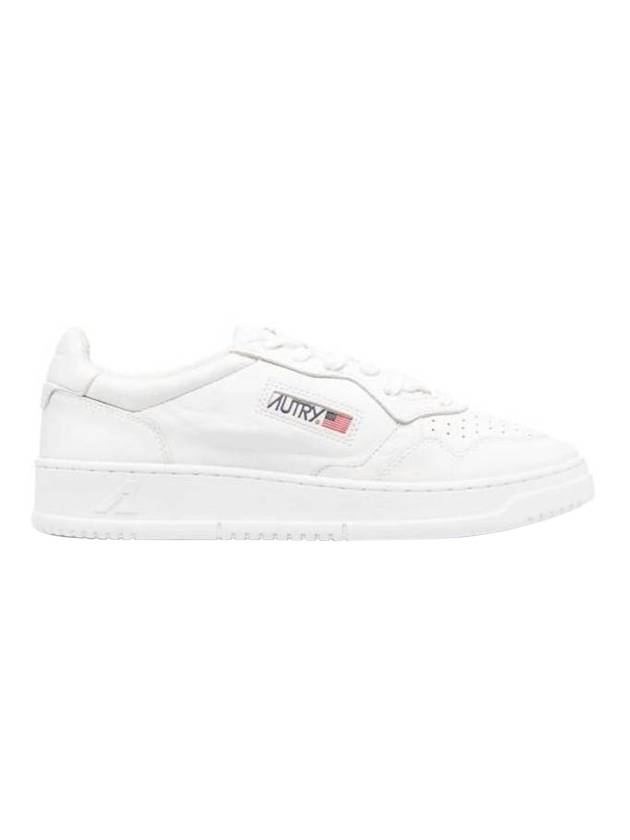 Medalist Logo Patch Low Top Sneakers White - AUTRY - BALAAN 1