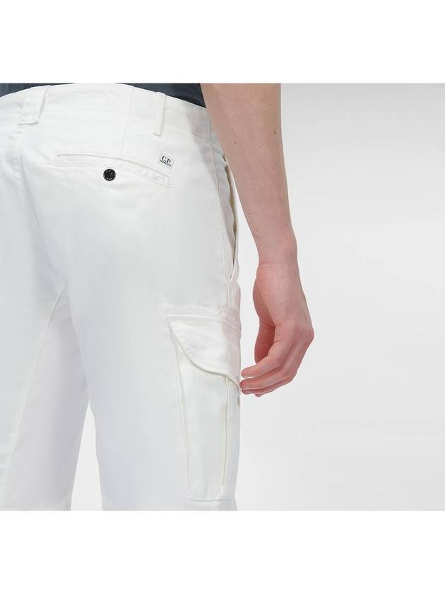 Men's Lens Waffen Stretch Satin Cargo Shorts White - CP COMPANY - BALAAN.