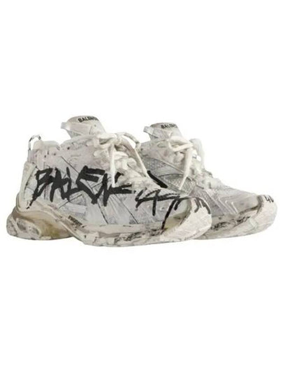 Runner Graffiti Low Top Sneakers White - BALENCIAGA - BALAAN 2