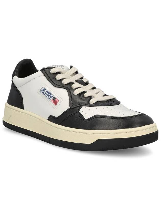 Medalist Killer Whale Sneakers White Black - AUTRY - BALAAN 3