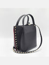 Rockstud Strap Tote Bag Black - VALENTINO - BALAAN 4