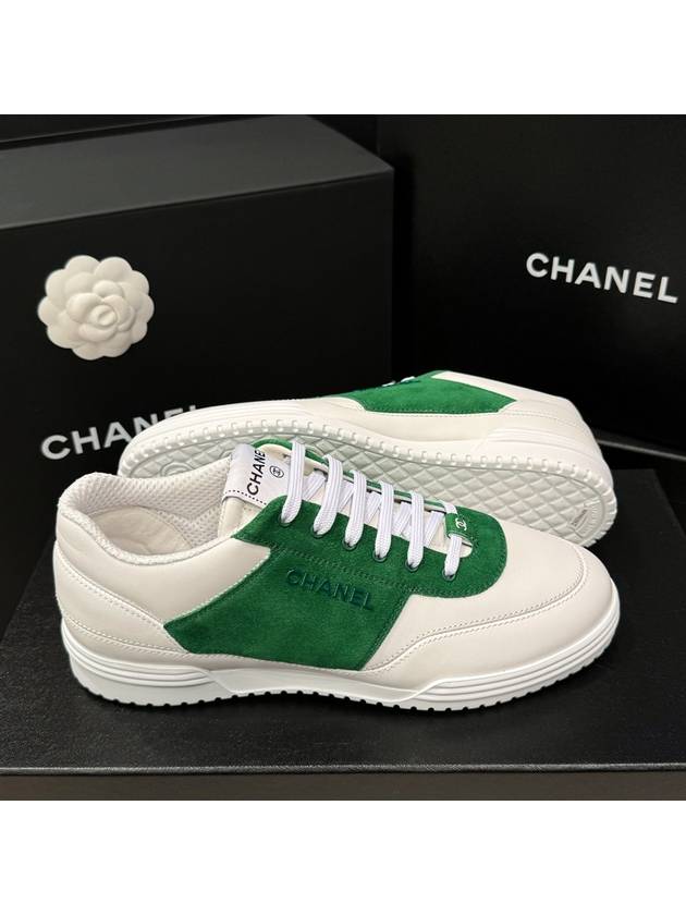 Men's Sneakers Suede Calfskin White Green - CHANEL - BALAAN 9