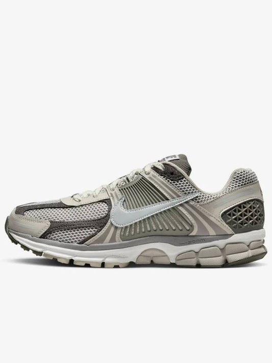 Zoom Vomero 5 Premium Low Top Sneakers Grey - NIKE - BALAAN 2