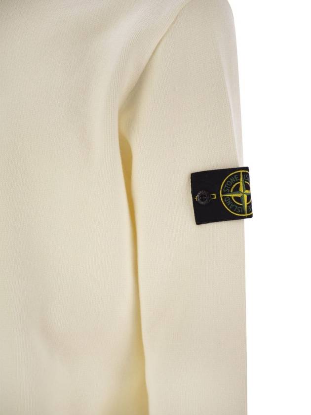 Round Neck Wappen Organic Knit Top White - STONE ISLAND - BALAAN 5