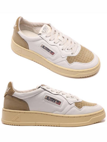 Women's Medalist Low Sneakers AULW SL07 23F - AUTRY - BALAAN 1