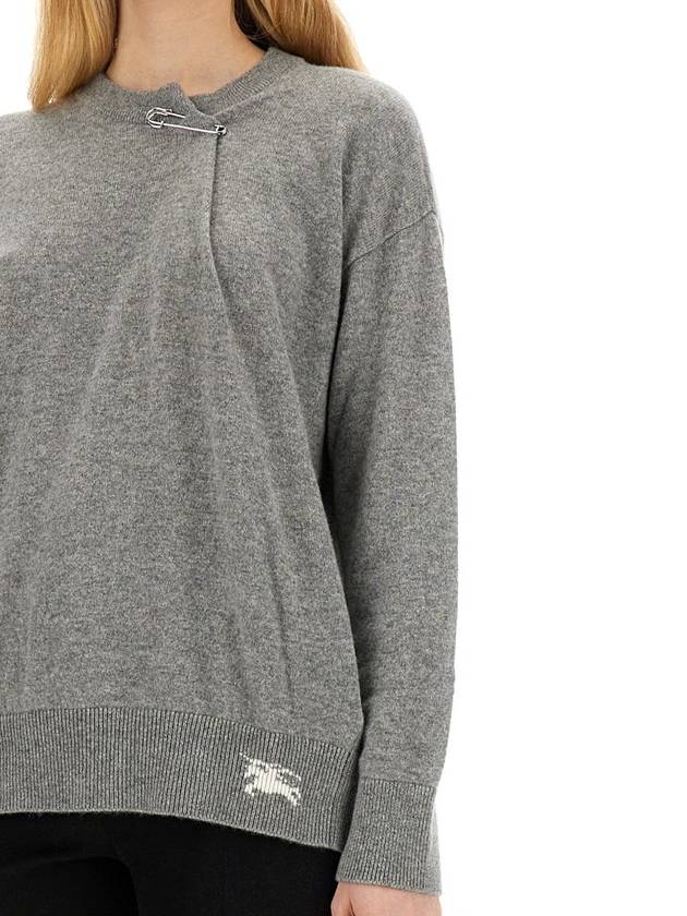 Logo Crew Neck Cashmere Knit Top Light Grey Melange - BURBERRY - BALAAN 5