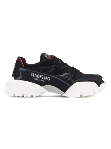 Men's Climbers Logo Low Top Sneakers White Black - VALENTINO - BALAAN 1