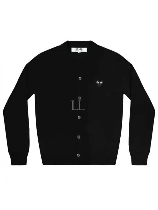 Play Men's Black Heart Wappen Wool Cardigan Black - COMME DES GARCONS - BALAAN 2