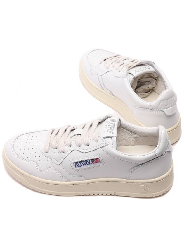 Medalist Leather Low Top Sneakers White - AUTRY - BALAAN 7