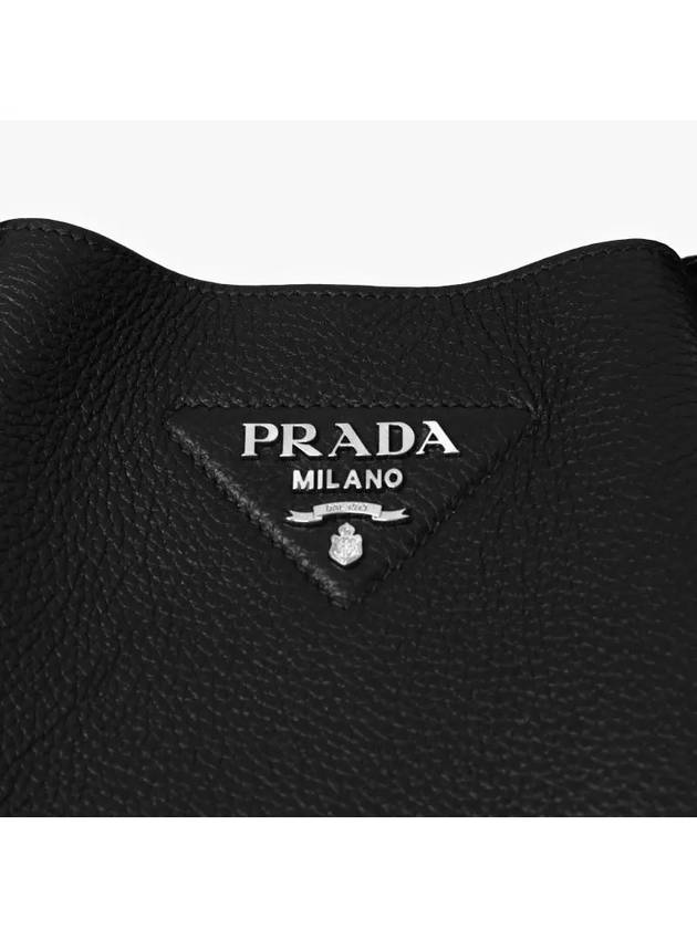 Triangle Logo Vitello Dino Leather Shoulder Bag Black - PRADA - BALAAN 4