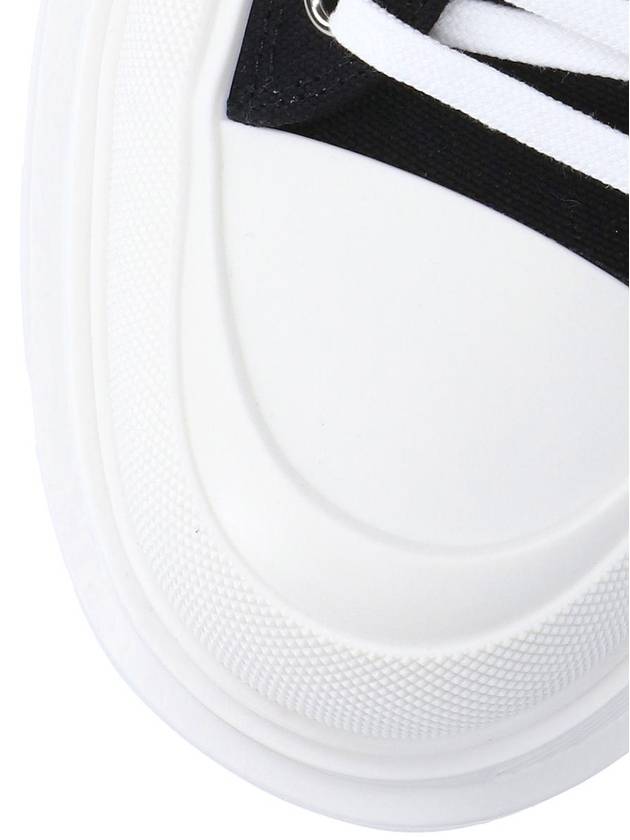 Tread Slick Platform Low Top Sneakers Black White - ALEXANDER MCQUEEN - BALAAN 6