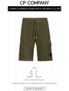 Men's Lens Patch Cargo Shorts Ivy Green - CP COMPANY - BALAAN.