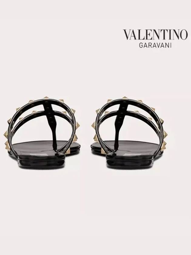 Rockstud Flat Rubber Flip Flops Black - VALENTINO - BALAAN 5