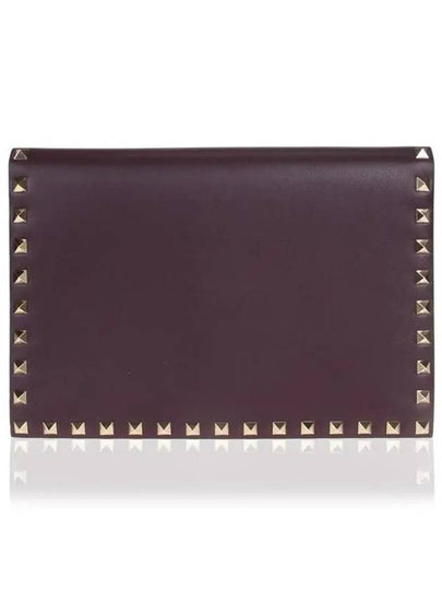 Rockstud Clutch Bag Ruby - VALENTINO - BALAAN 2