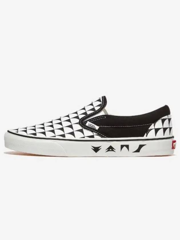 Shoes Sneakers Running Classic Slip On Checkerboard Black True White - VANS - BALAAN 1