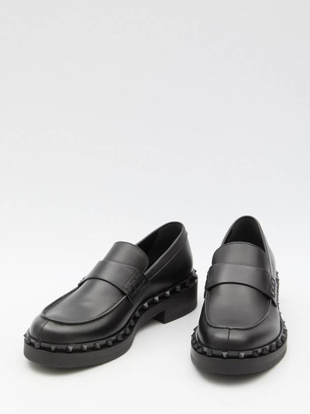 Rock Stud Leather Loafers Black - VALENTINO - BALAAN 6