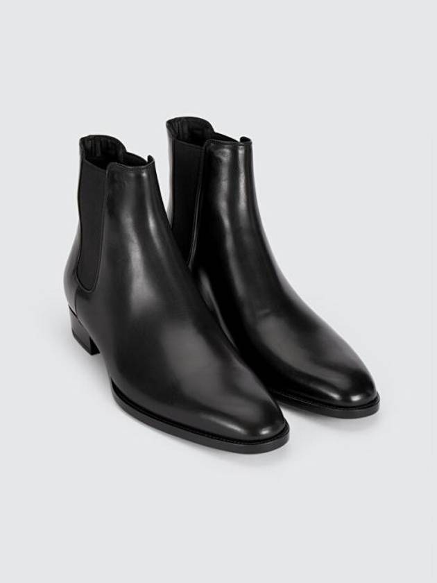 Classic Wyatt Chelsea Boots Black - SAINT LAURENT - BALAAN 4