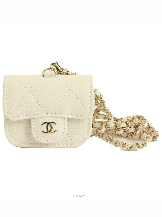 women pouch bag - CHANEL - BALAAN 1