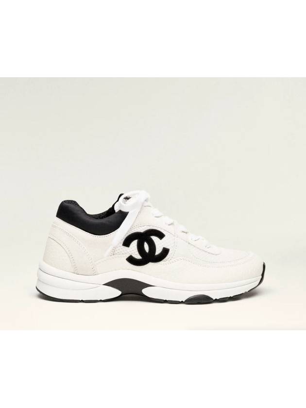 CC Logo Suede Tennis Low Top Sneakers Black - CHANEL - BALAAN 3