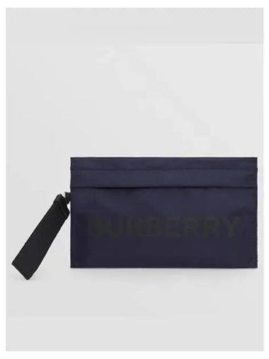 Printed logo nylon hand strip pouch navy 270418 - BURBERRY - BALAAN 1