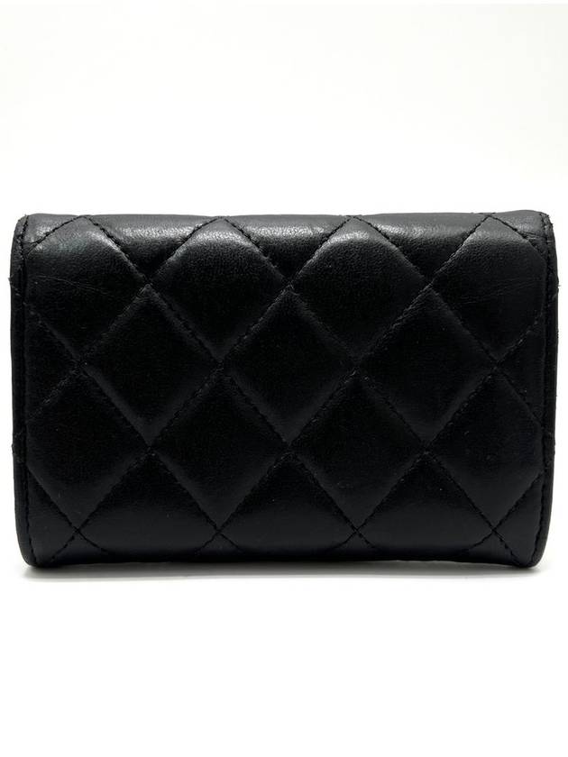 Lambskin silver flap card wallet - CHANEL - BALAAN 5