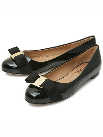 Women’s Varina Bellet Flats Black - SALVATORE FERRAGAMO - BALAAN 2