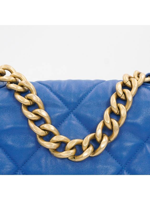 Women s Lambskin 19 Flap Bag Large - CHANEL - BALAAN 14