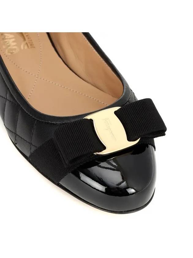 Varina Quilting Leather Ballet Flat Black - SALVATORE FERRAGAMO - BALAAN 7