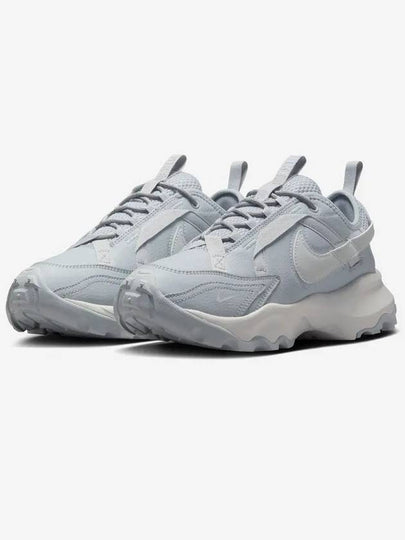 Women's TC 7900 Low Top Sneakers Wolf Grey - NIKE - BALAAN 2