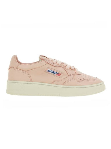 WoMen's Medalist Goatskin Low Top Sneakers Pink - AUTRY - BALAAN 1