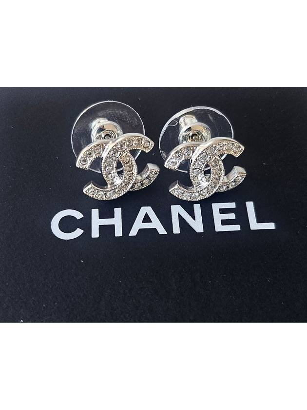 Women s Classic CC Logo Crystal Stud Earrings Silver - CHANEL - BALAAN 4