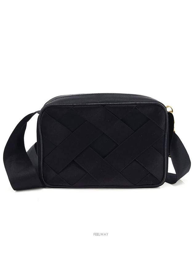 women cross bag - CHANEL - BALAAN 6