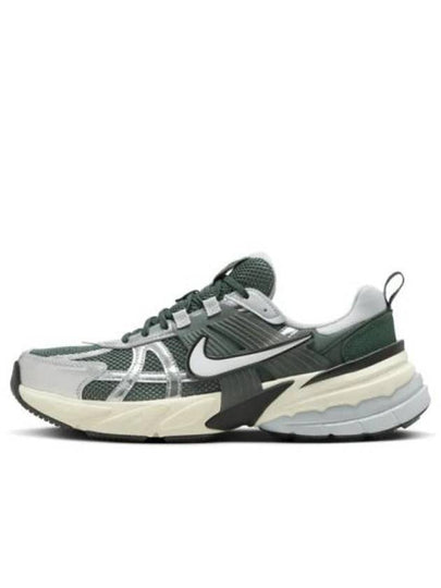 V2K Run Pure Platinum Low Top Sneakers Vintage Green - NIKE - BALAAN 2