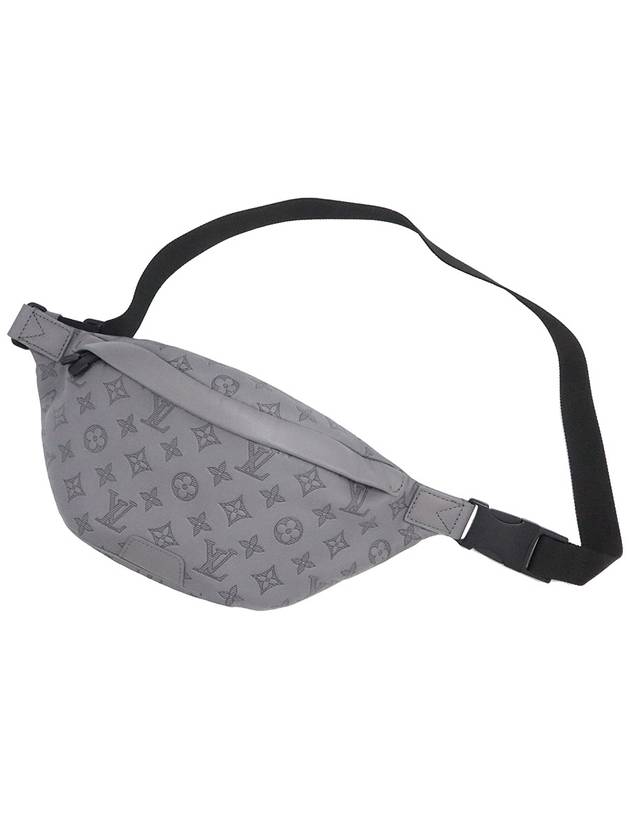 Women s Louis Vuitton M46108 Gray Monogram Shadow Leather Discovery Bumbag Hip Sack gt second bag Gangbuk used luxury goods - LOUIS VUITTON - BALAAN 5