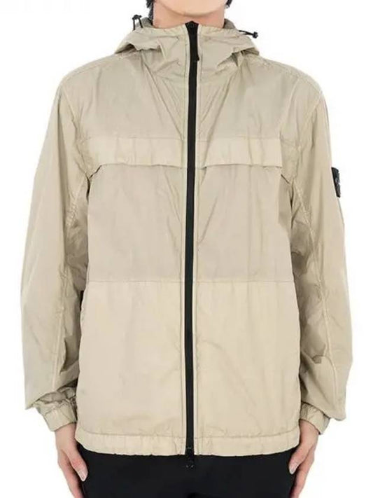 Garment Dyed Crinkle Reps R-Nylon Windbreaker Sand - STONE ISLAND - BALAAN 2