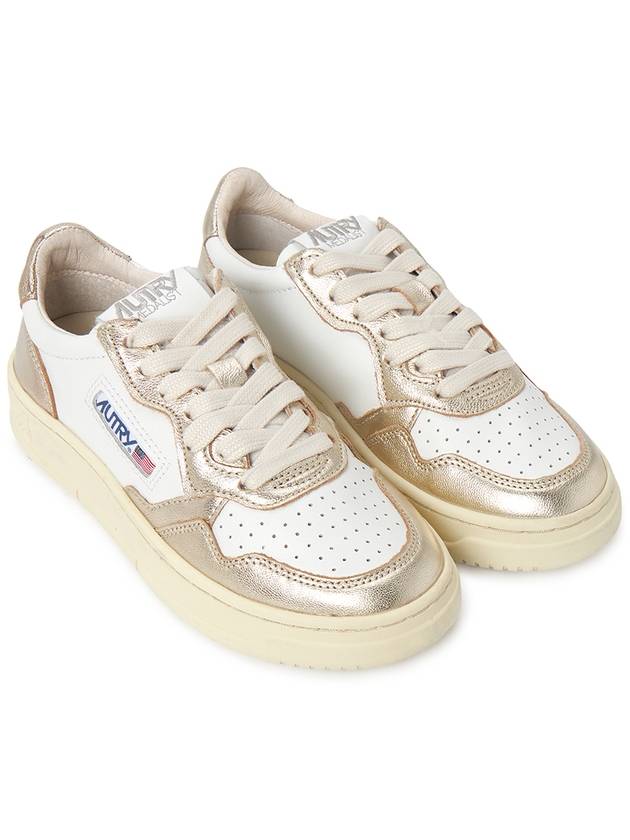 Women's Medalist Bi-Color Low-Top Sneakers Silver - AUTRY - BALAAN 4