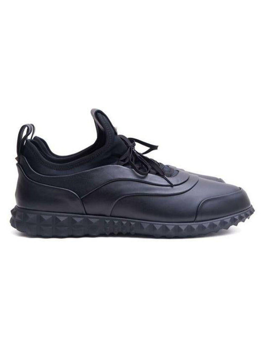 Leather Low Top Sneakers Black - VALENTINO - BALAAN.