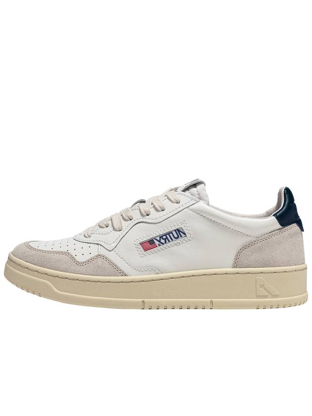 Medalist Navy Tab Low Top Sneakers White Blue - AUTRY - BALAAN 2