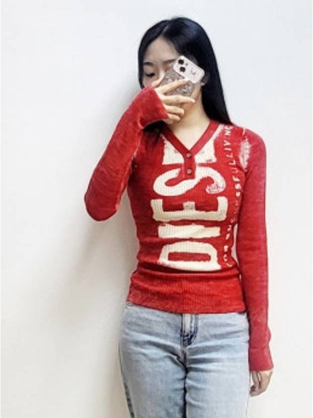 23FW Women's Slim M Arita Painting Logo Knit A067190CGBU44Q Red - DIESEL - BALAAN 1