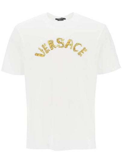 Seashell Baroque Embroidered Logo Crewneck Short Sleeve T-Shirt Black - VERSACE - BALAAN 2