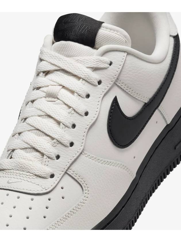 Air Force 1'07 Low Top Sneakers Grey Black - NIKE - BALAAN 8