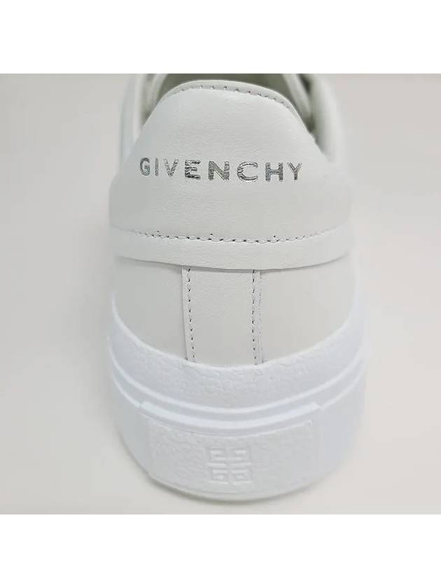 logo embossed low-top sneakers white - GIVENCHY - BALAAN.