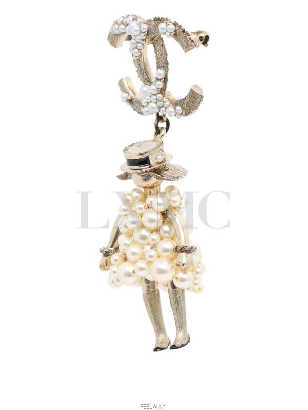 Coco Madame Mademoiselle CC logo doll brooch pearl - CHANEL - BALAAN 2