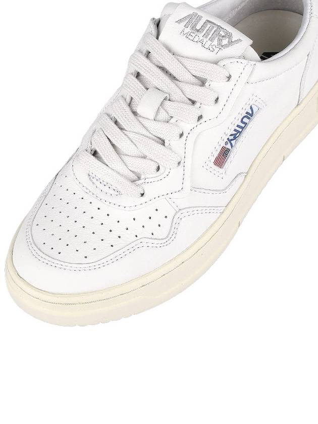 Medalist Logo Patch Low Top Sneakers White - AUTRY - BALAAN 8