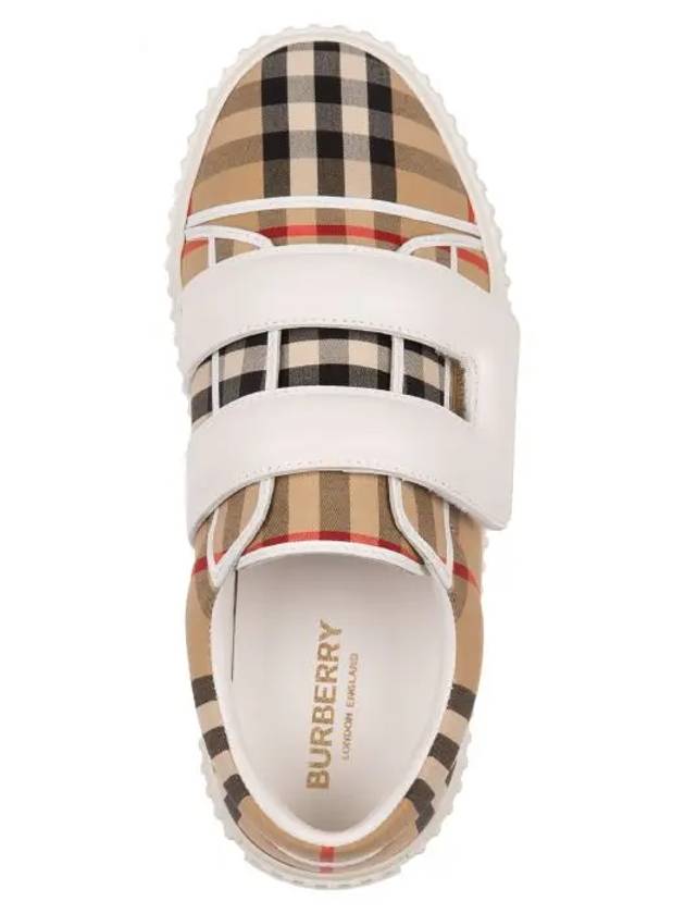 8047490 A7028 Vintage Check Low Junior Sneakers - BURBERRY - BALAAN 7