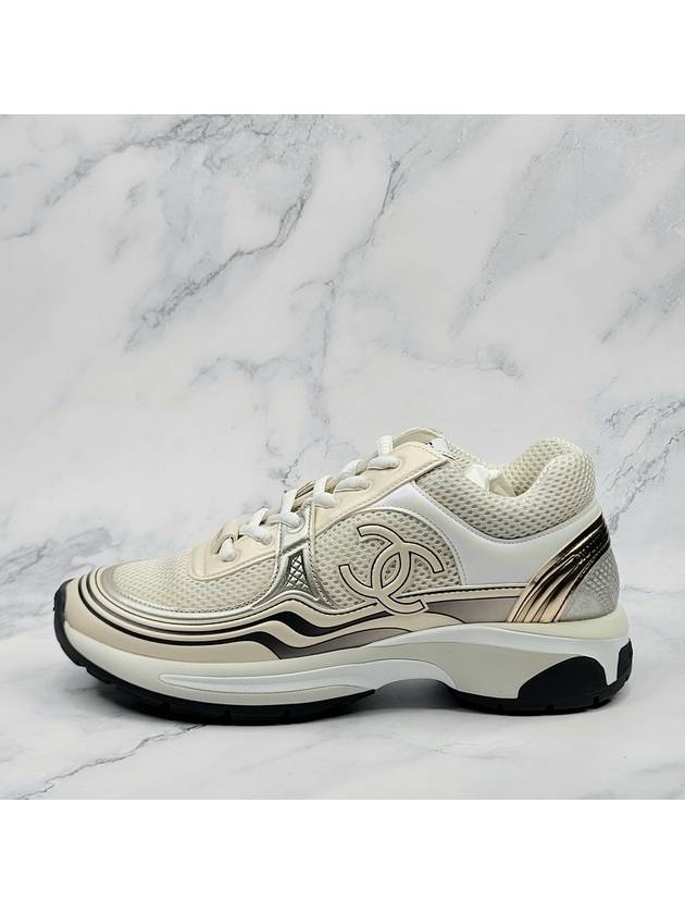 Women s Workshop Laminated CC Logo Shasix Sneakers G45077 - CHANEL - BALAAN 3