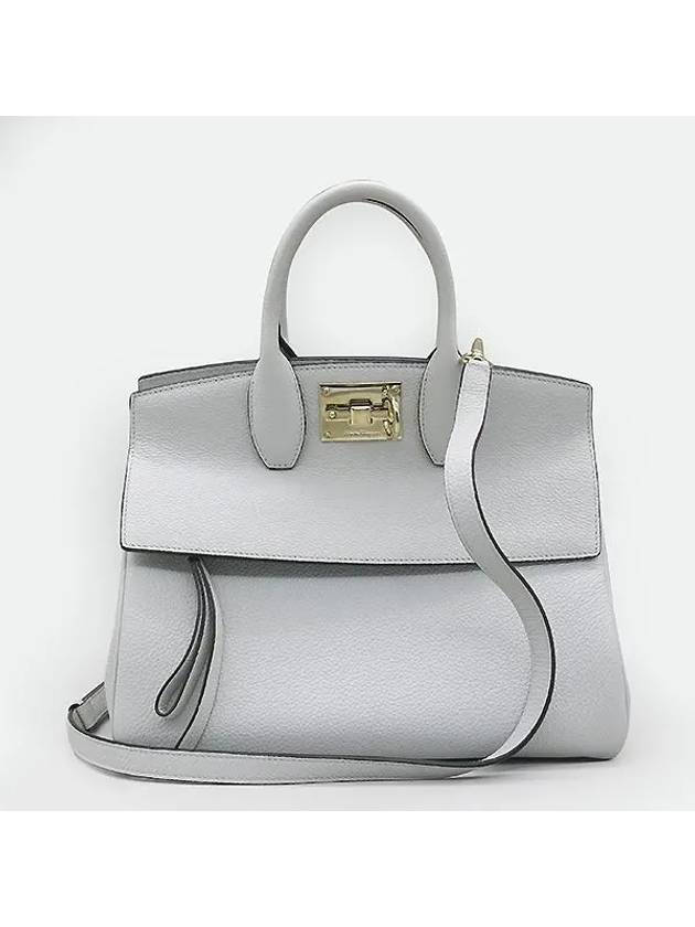 Ferragamo 21 H159 White Color Leather Gold Metal Rock Studio Tote Bag Shoulder Strap 2WAY - SALVATORE FERRAGAMO - BALAAN 2